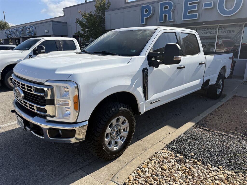 2023 Ford Super Duty F-350 XLT