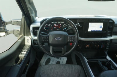2023 Ford Super Duty F-350 XLT