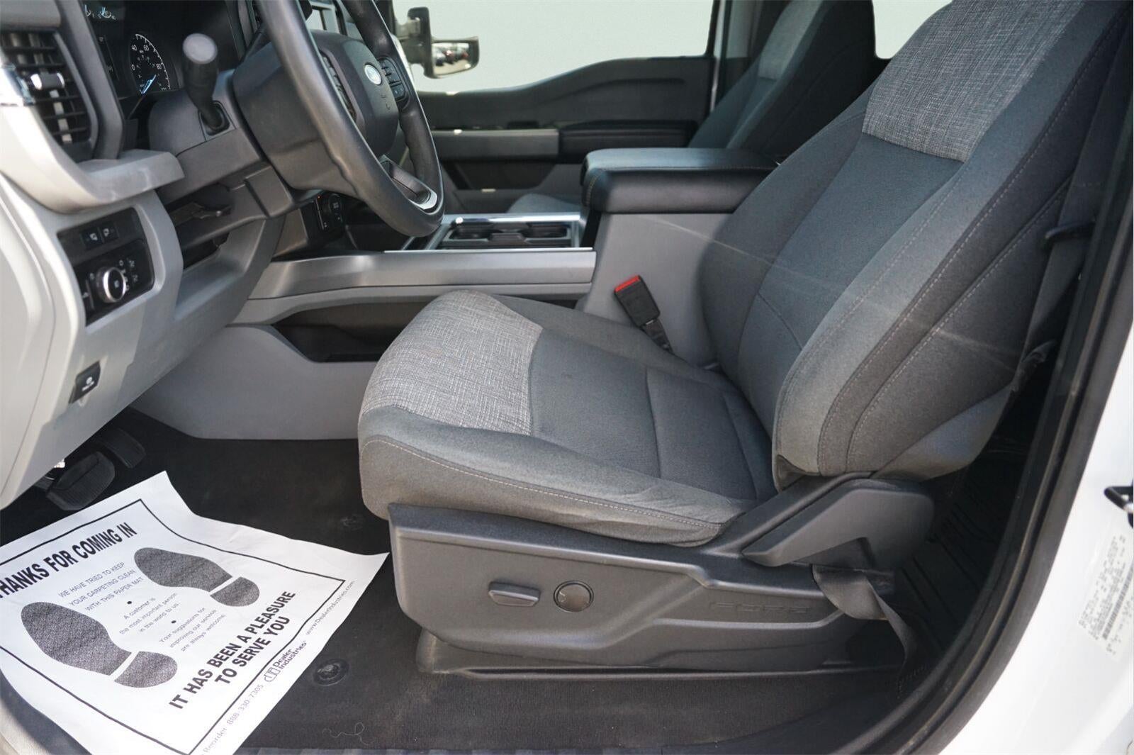 2023 Ford Super Duty F-350 XLT