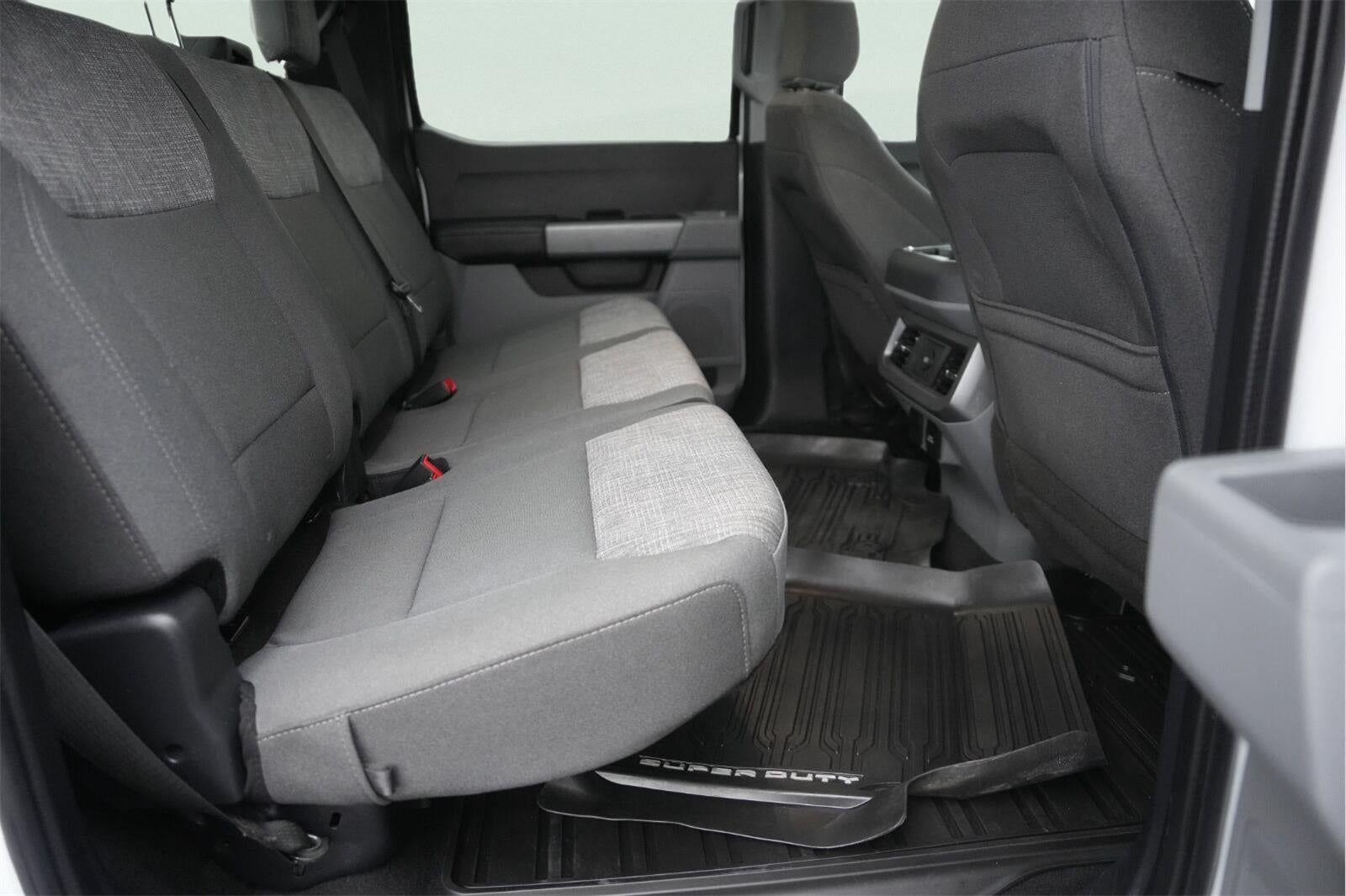 2023 Ford Super Duty F-350 XLT