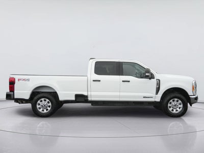 2023 Ford Super Duty F-350 XLT