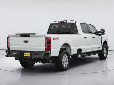 2023 Ford Super Duty F-350 XLT
