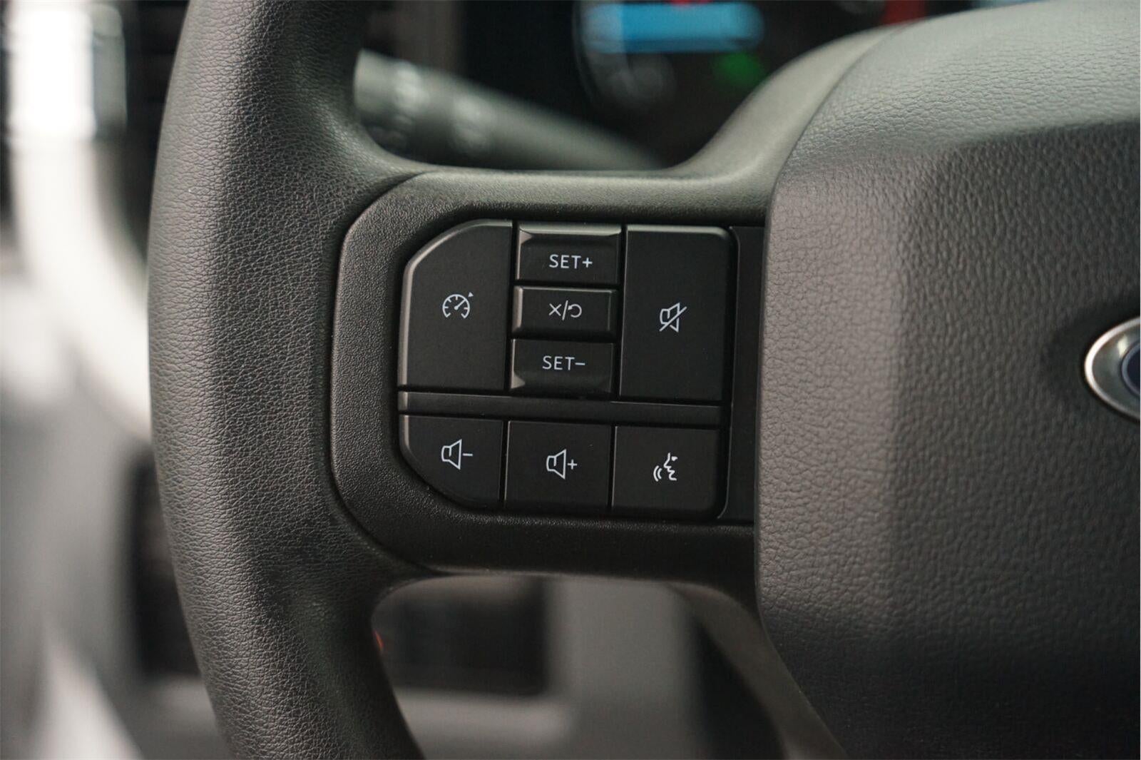 2024 Ford Super Duty F-350 SRW XL