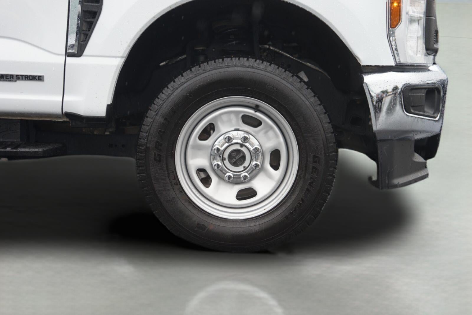 2024 Ford Super Duty F-350 SRW XL