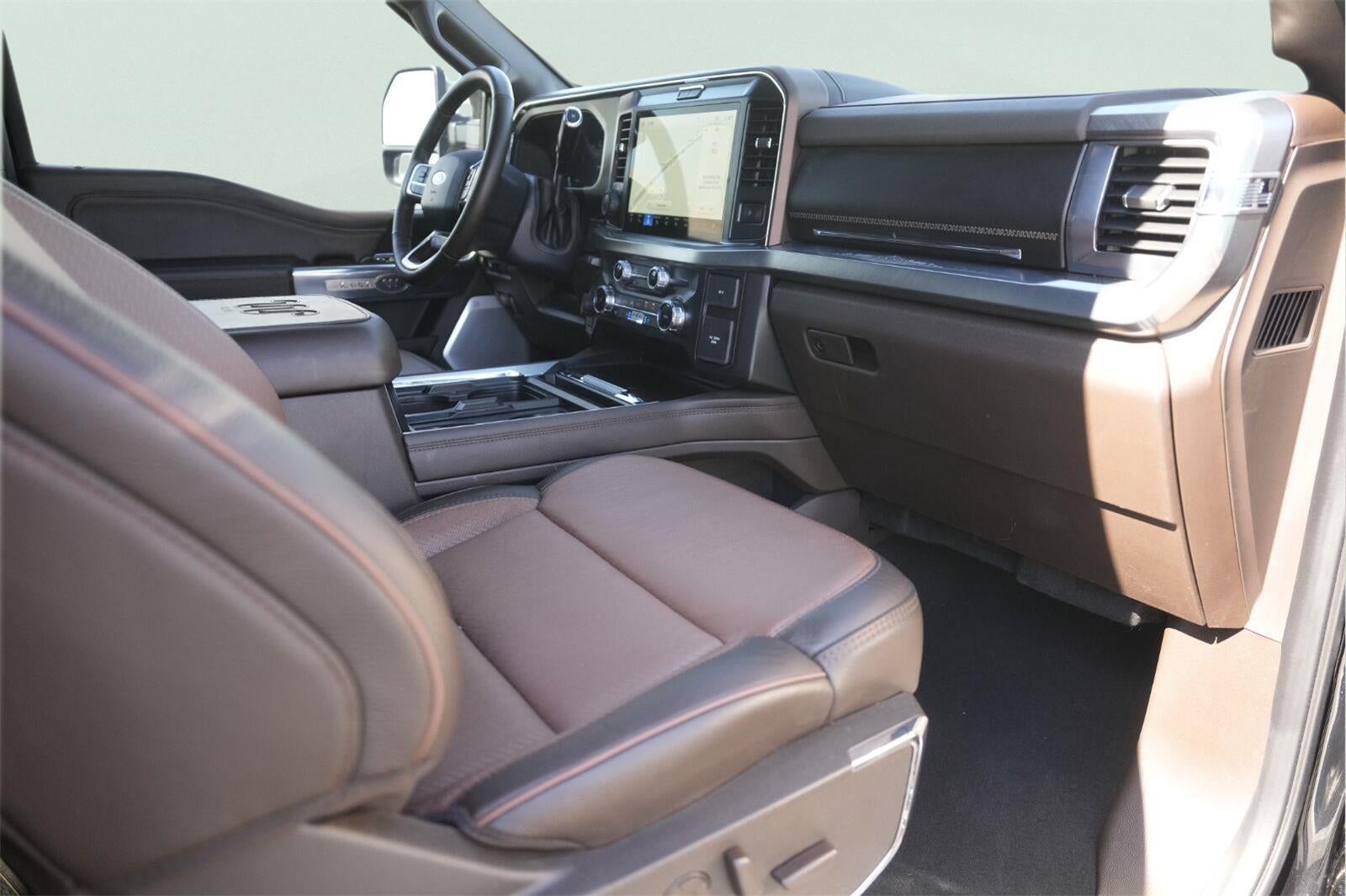 2025 Ford Super Duty F-350 DRW King Ranch
