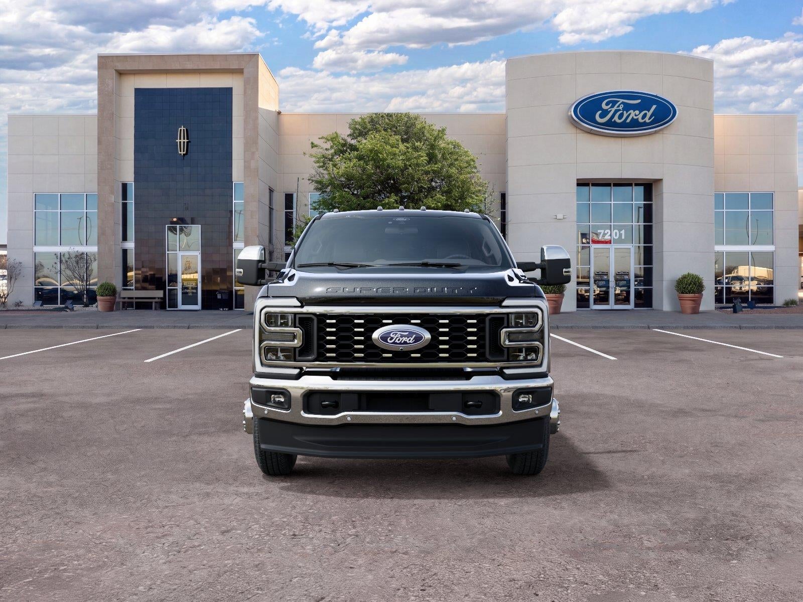 2027 Ford Super Duty F-350 King Ranch
