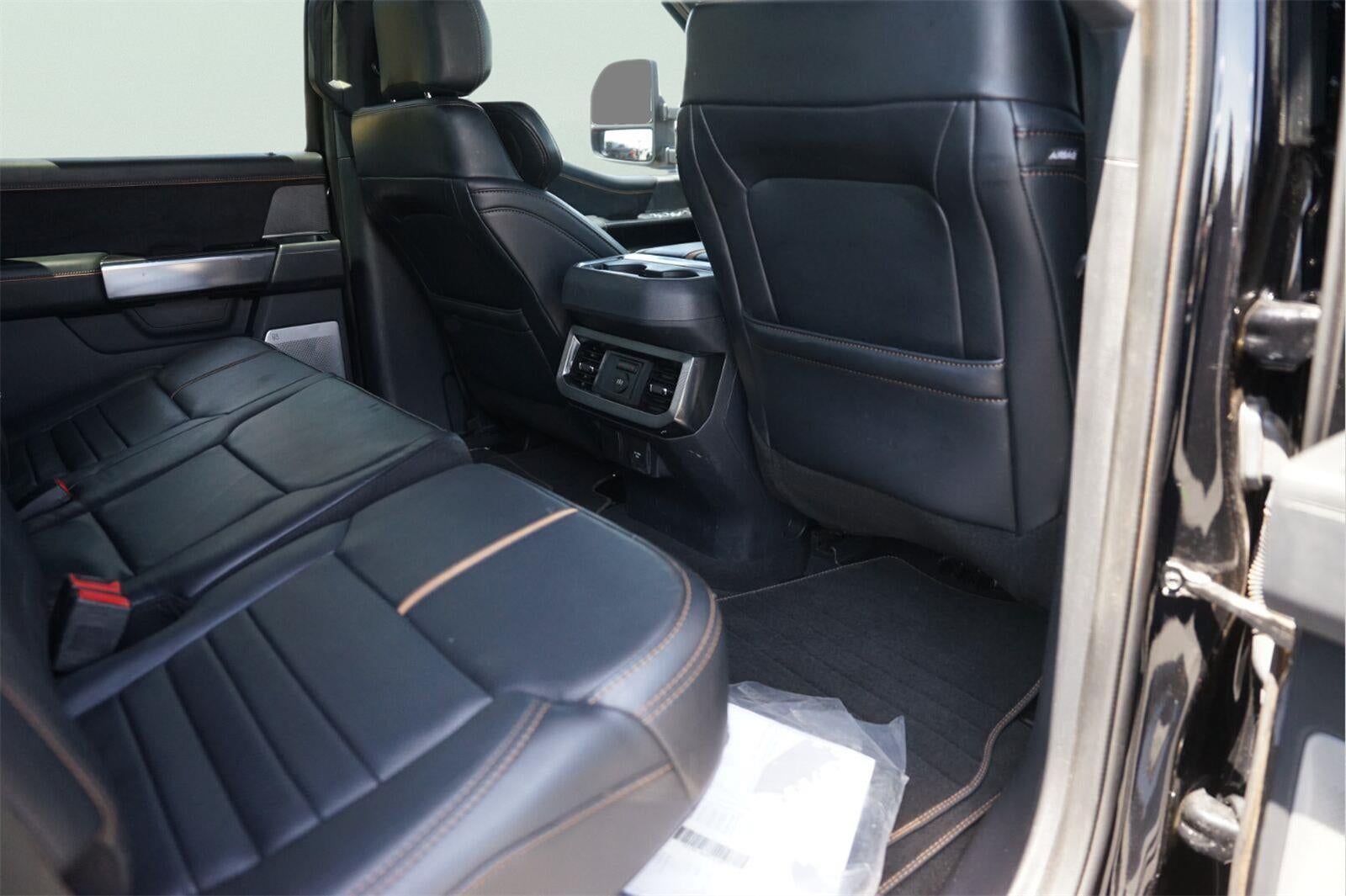 2024 Ford Super Duty F-350 Drw Platinum