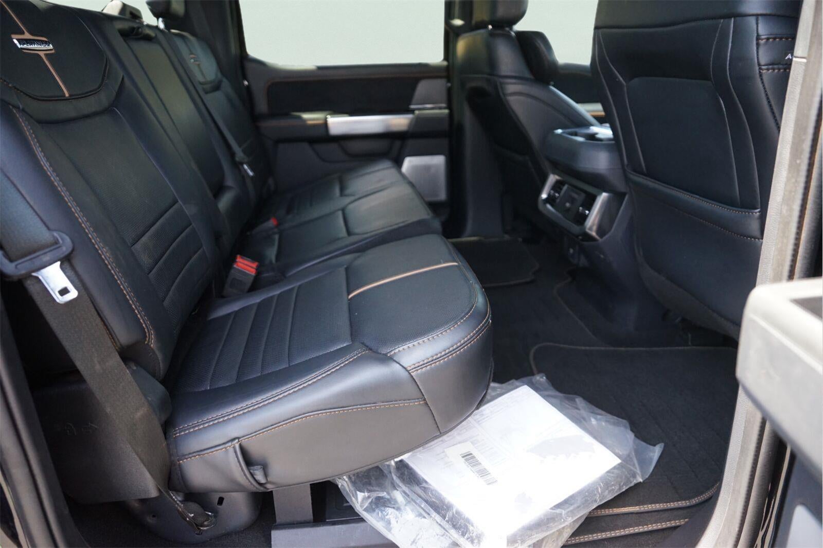 2024 Ford Super Duty F-350 Drw Platinum