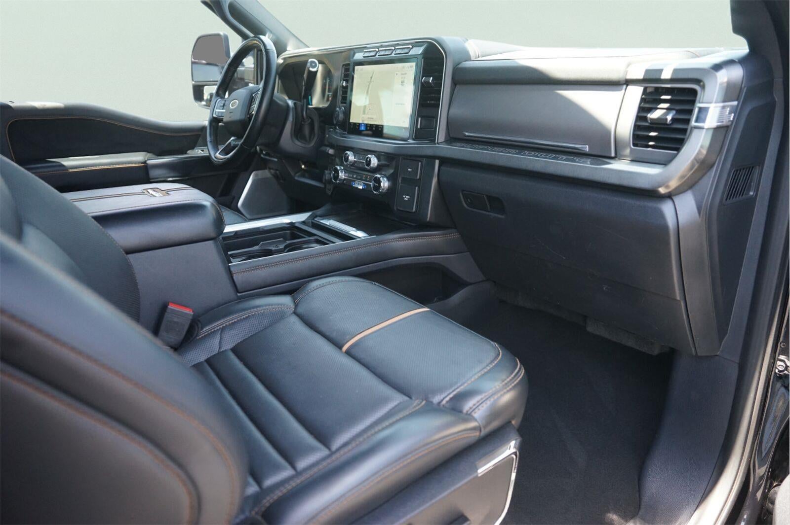 2024 Ford Super Duty F-350 Drw Platinum