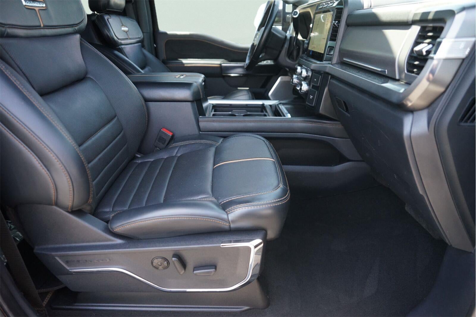 2024 Ford Super Duty F-350 Drw Platinum