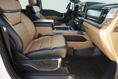 2023 Ford Super Duty F-350 DRW Lariat