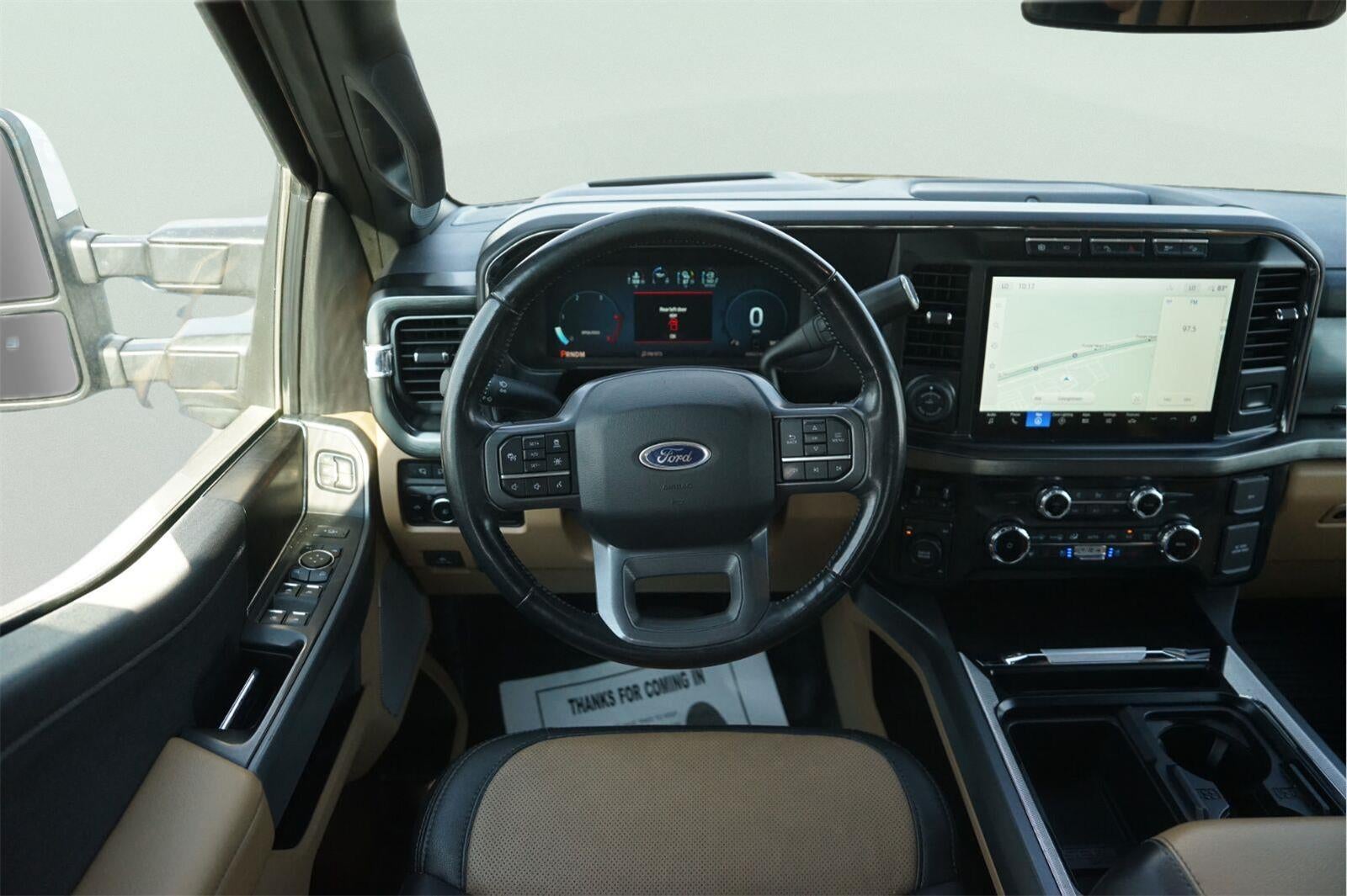 2023 Ford Super Duty F-350 DRW Lariat