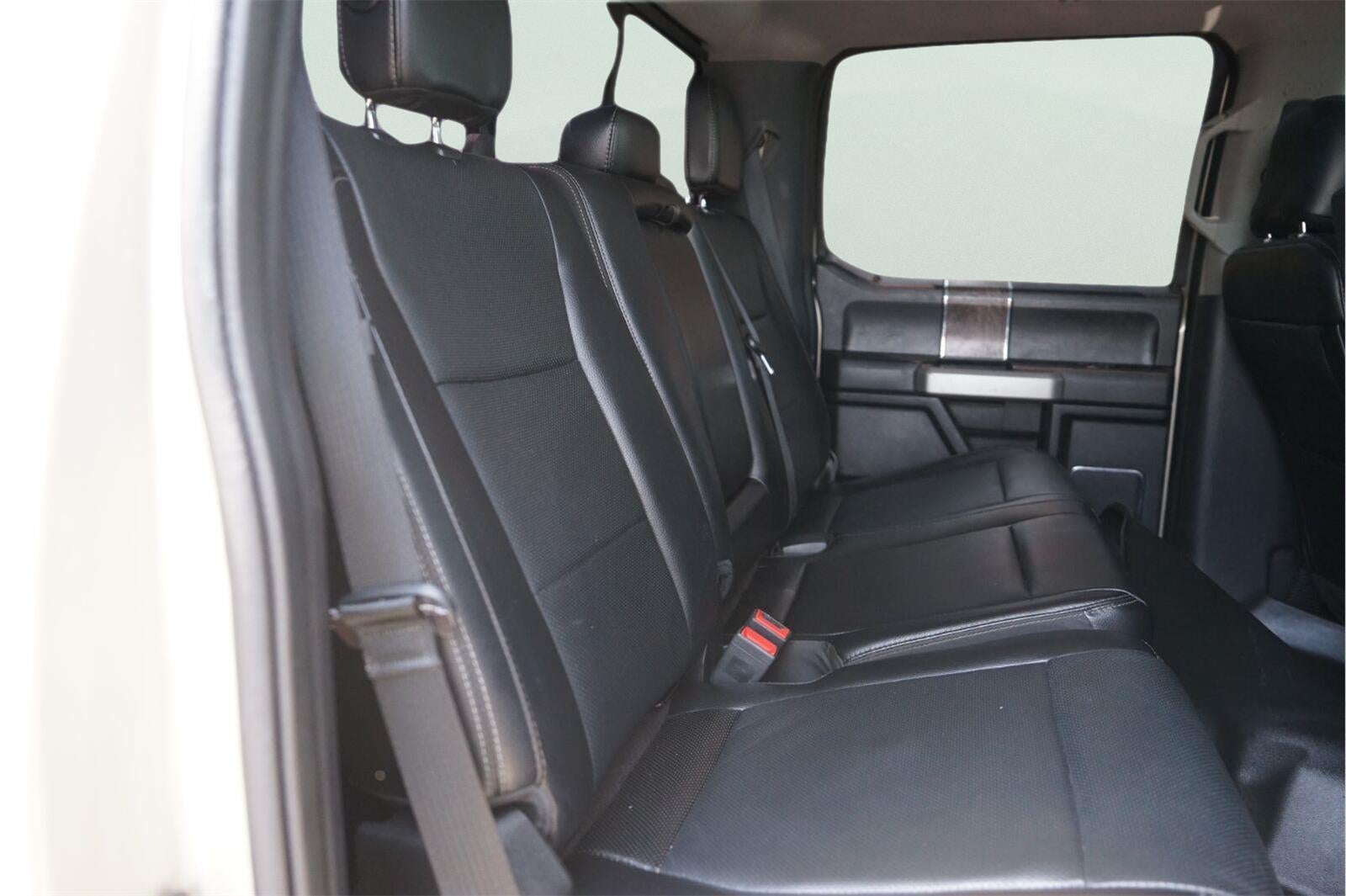 2018 Ford Super Duty F-350 DRW Lariat