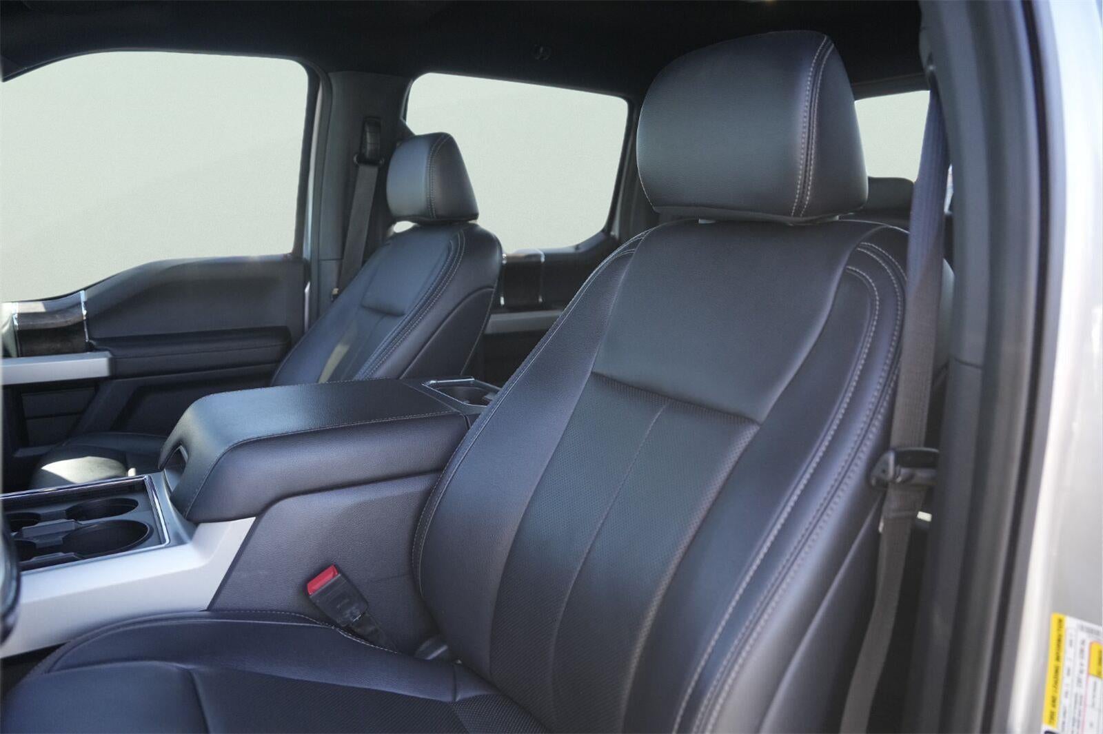 2022 Ford Super Duty F-350 DRW Lariat