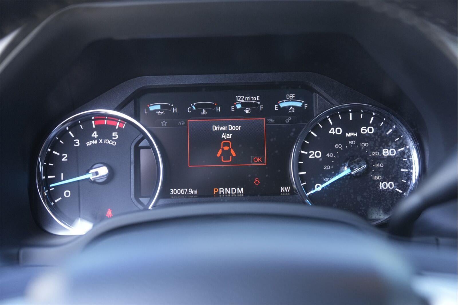 2022 Ford Super Duty F-350 DRW Lariat