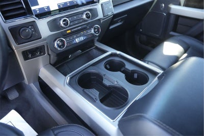 2022 Ford Super Duty F-350 DRW Lariat