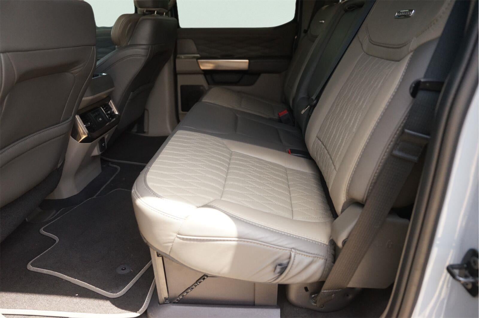 2026 Ford Super Duty F-450 Drw Platinum