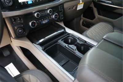 2026 Ford Super Duty F-450 Drw Platinum