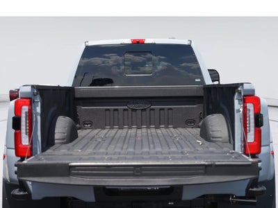 2026 Ford Super Duty F-450 Drw Platinum