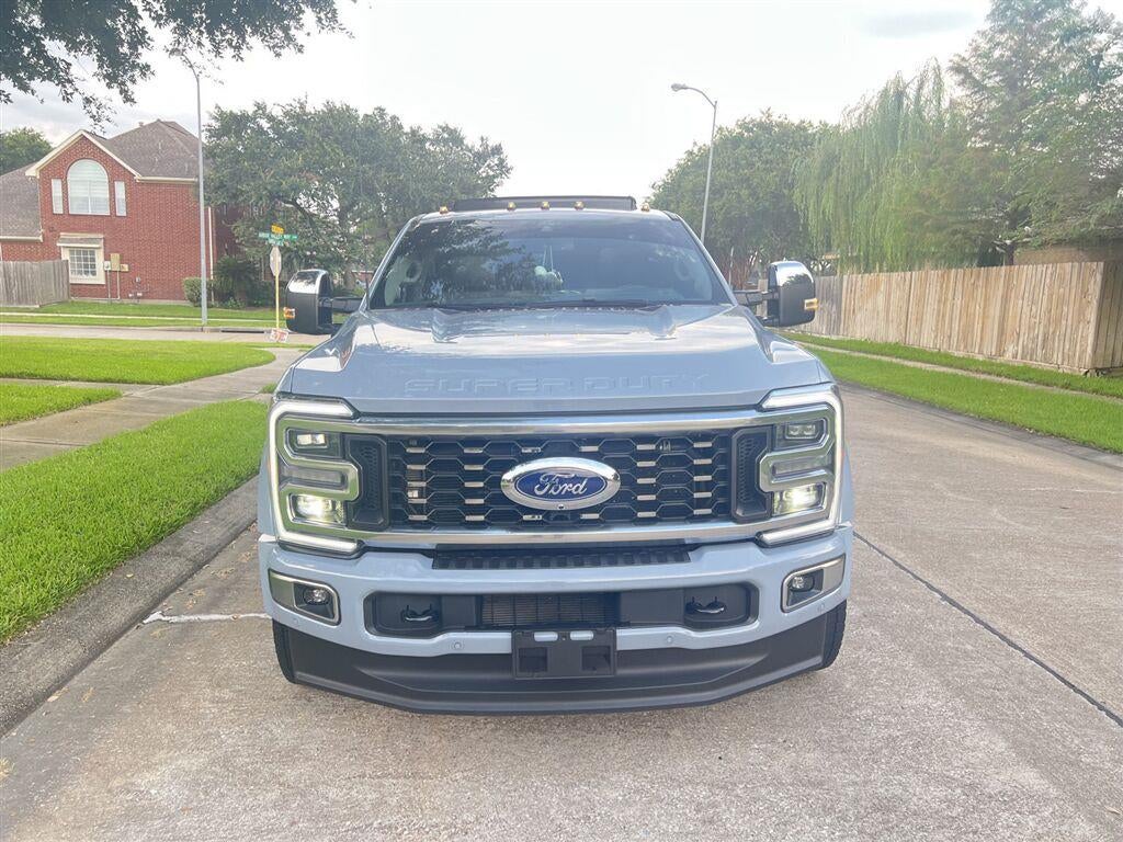 2026 Ford Super Duty F-450 Drw Platinum