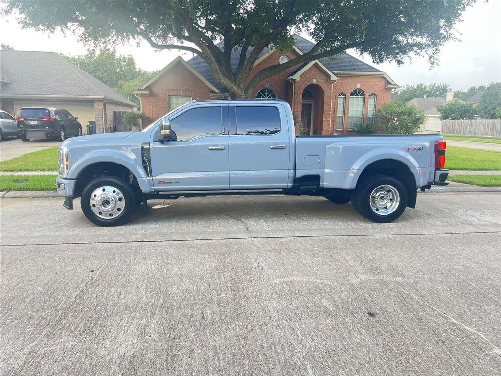 2026 Ford Super Duty F-450 Drw Platinum