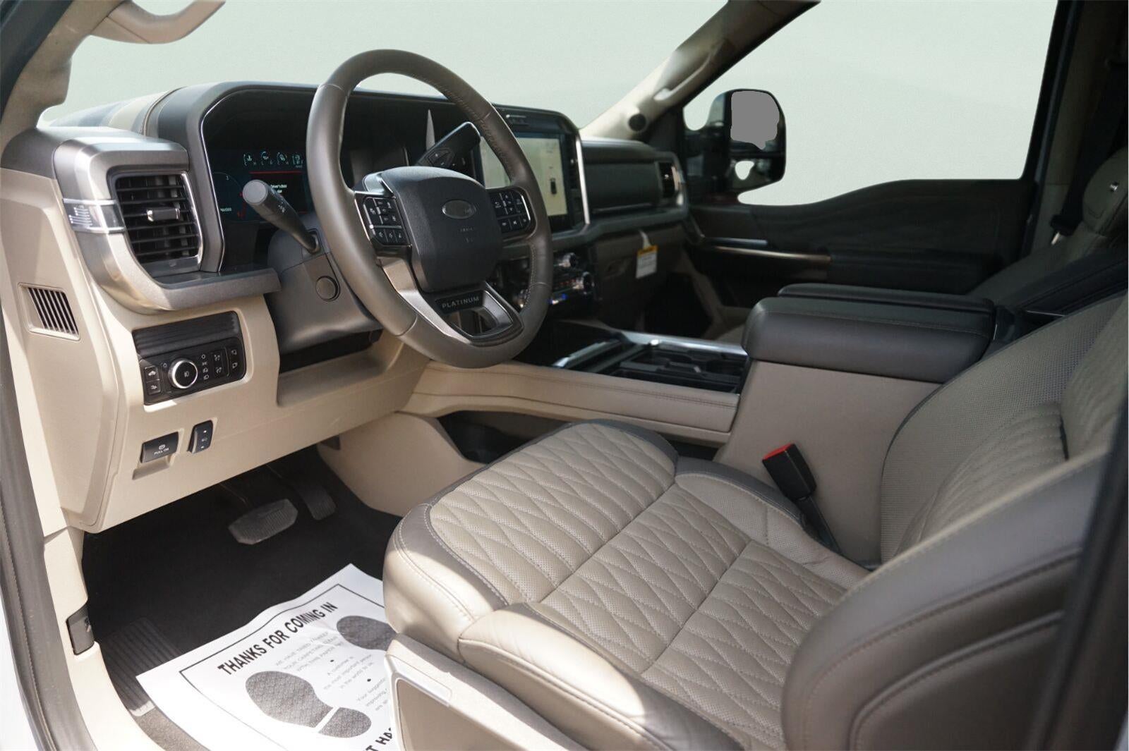 2026 Ford Super Duty F-450 Drw Platinum