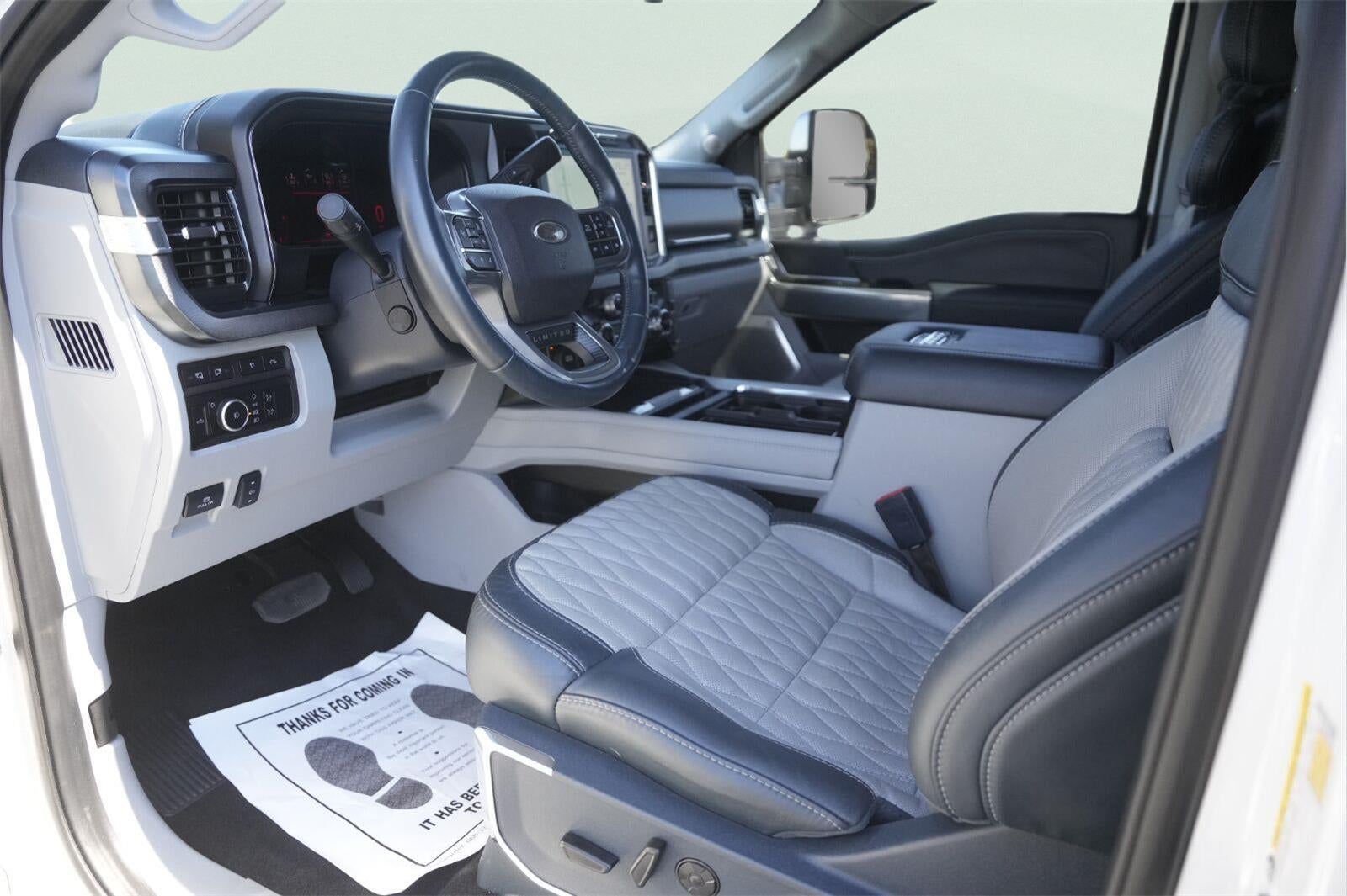 2024 Ford Super Duty F-450 DRW Limited