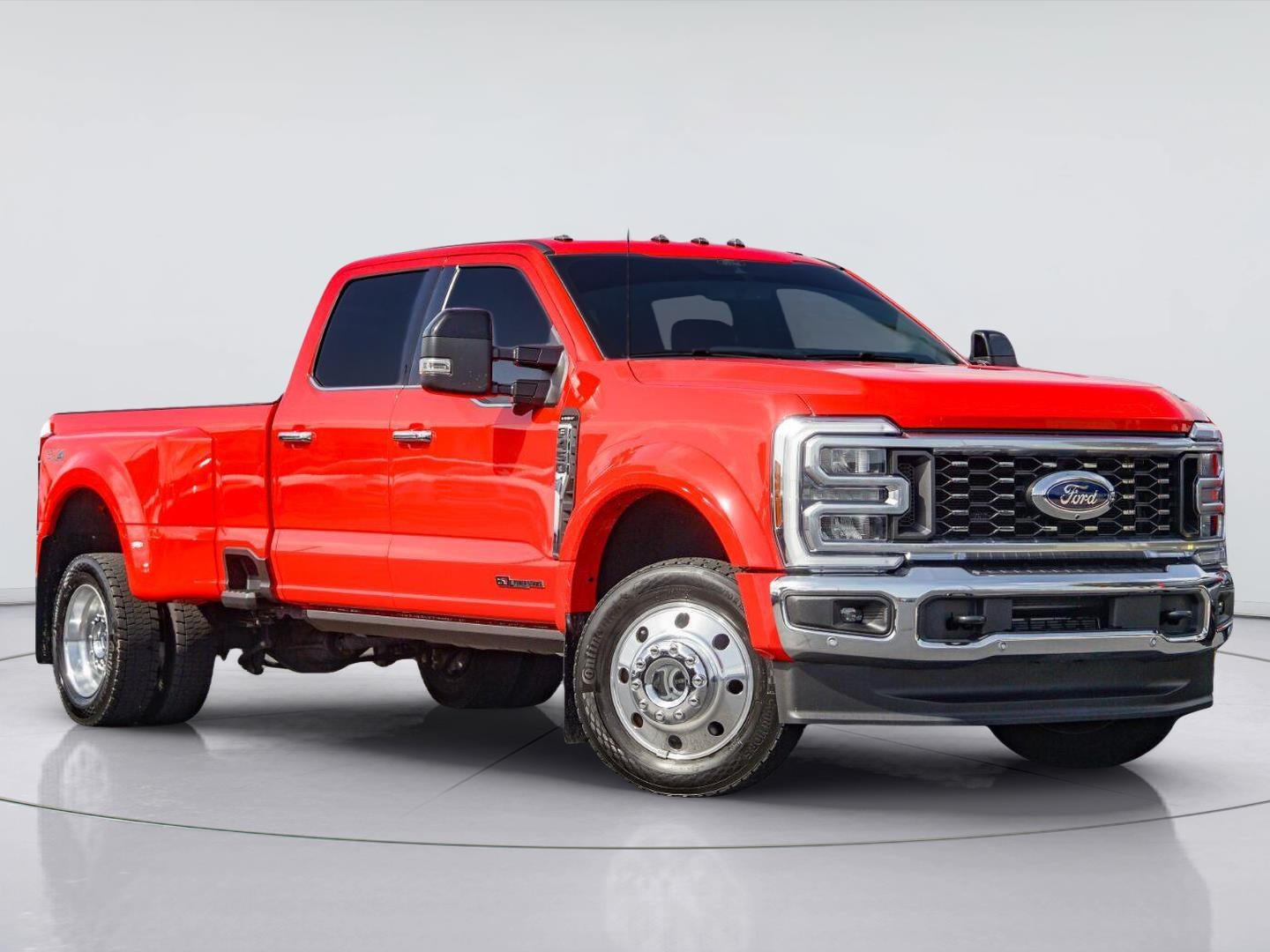 2025 Ford Super Duty F-450 DRW Lariat