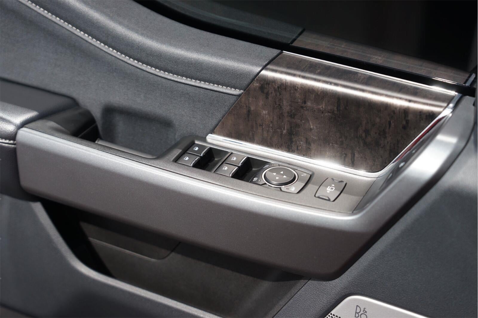 2025 Ford Super Duty F-450 DRW Lariat