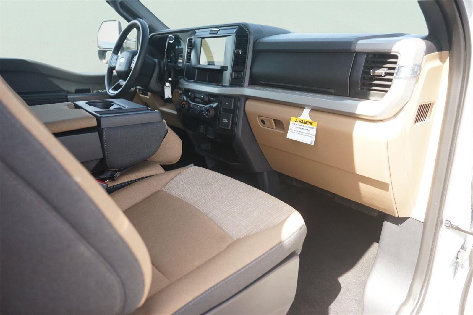2026 Ford Super Duty F-450 Drw XLT