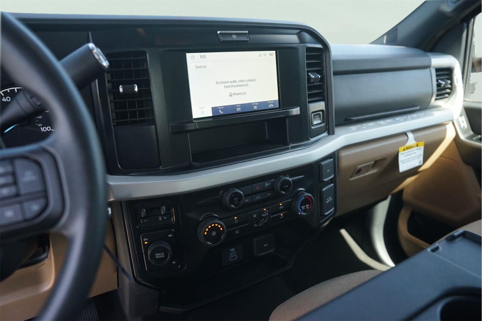 2026 Ford Super Duty F-450 Drw XLT
