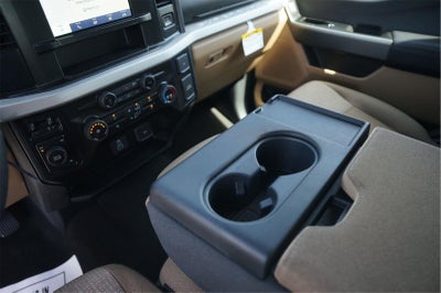 2026 Ford Super Duty F-450 Drw XLT