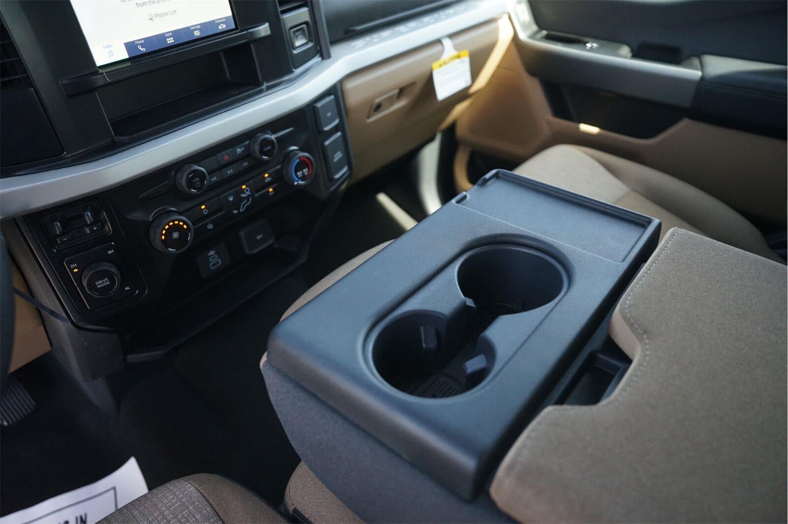 2026 Ford Super Duty F-450 Drw XLT