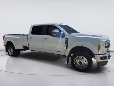 2026 Ford Super Duty F-450 DRW XLT