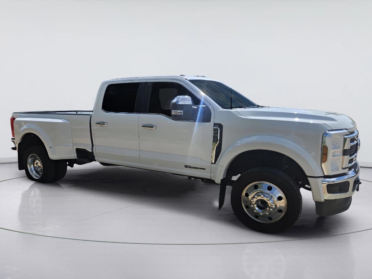2026 Ford Super Duty F-450 DRW XLT