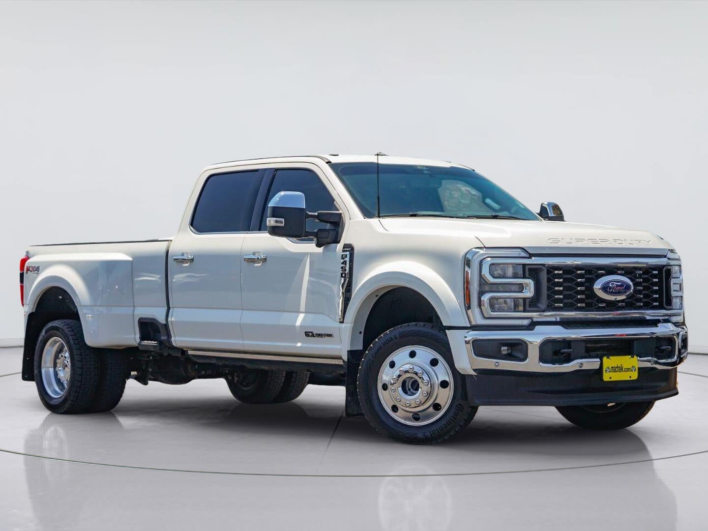 2025 Ford Super Duty F-450 Drw Lariat