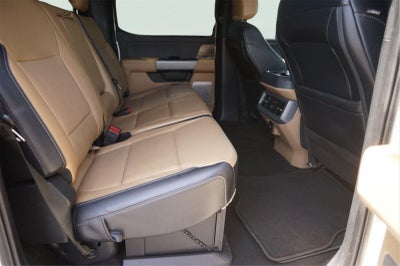 2025 Ford Super Duty F-450 Drw Lariat