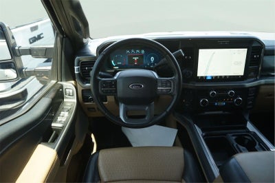 2025 Ford Super Duty F-450 Drw Lariat