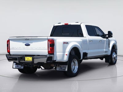 2025 Ford Super Duty F-450 Drw Lariat