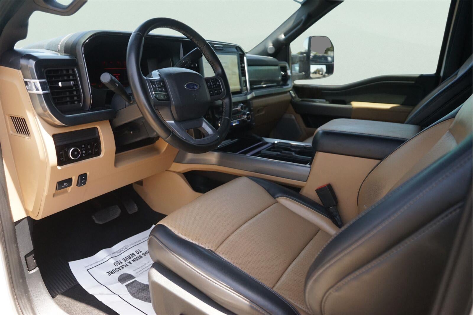 2025 Ford Super Duty F-450 Drw Lariat