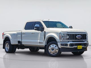 2025 Ford Super Duty F-450 Drw Lariat