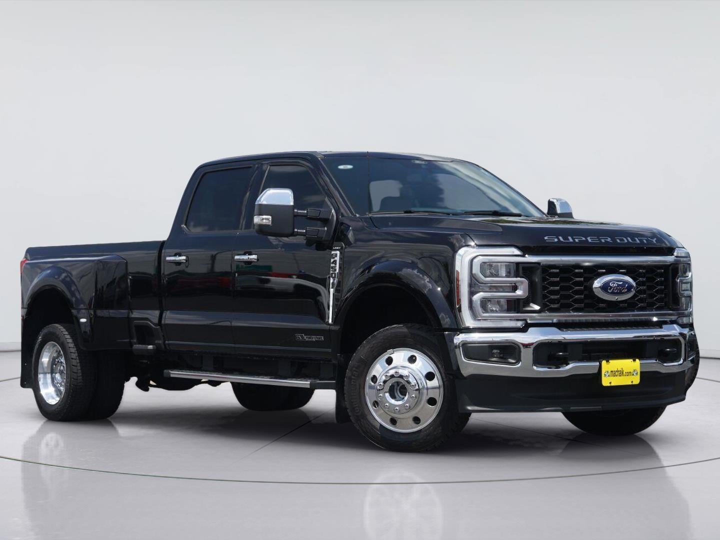2026 Ford Super Duty F-450 Drw Lariat