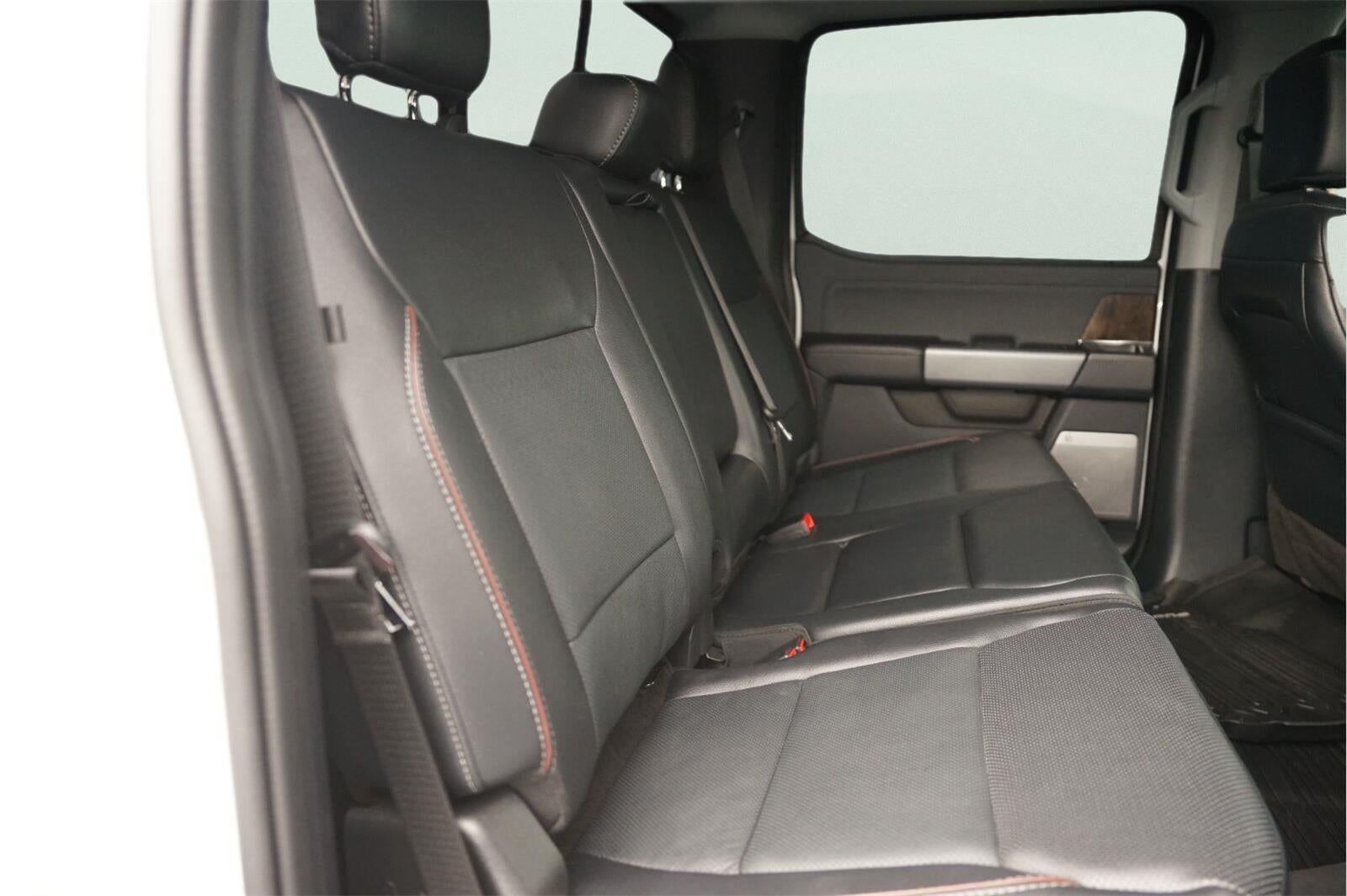 2023 Ford Super Duty F-450 Drw Lariat