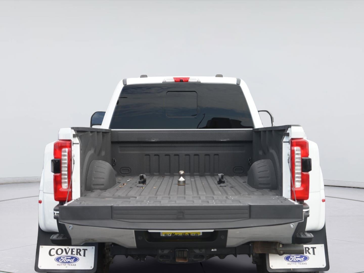 2023 Ford Super Duty F-450 Drw Lariat
