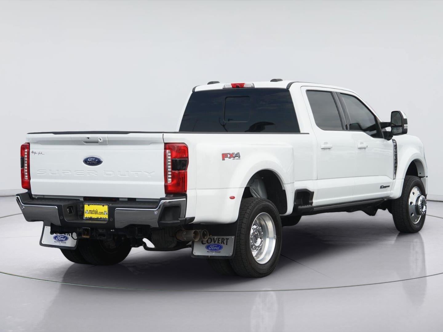 2023 Ford Super Duty F-450 Drw Lariat