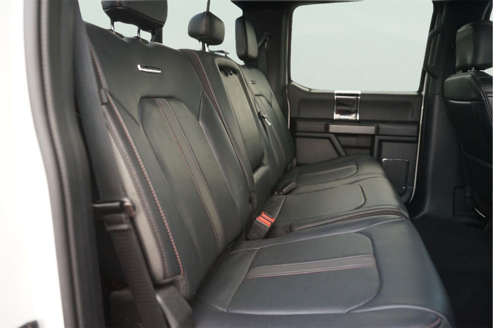 2022 Ford Super Duty F-450 Drw Platinum