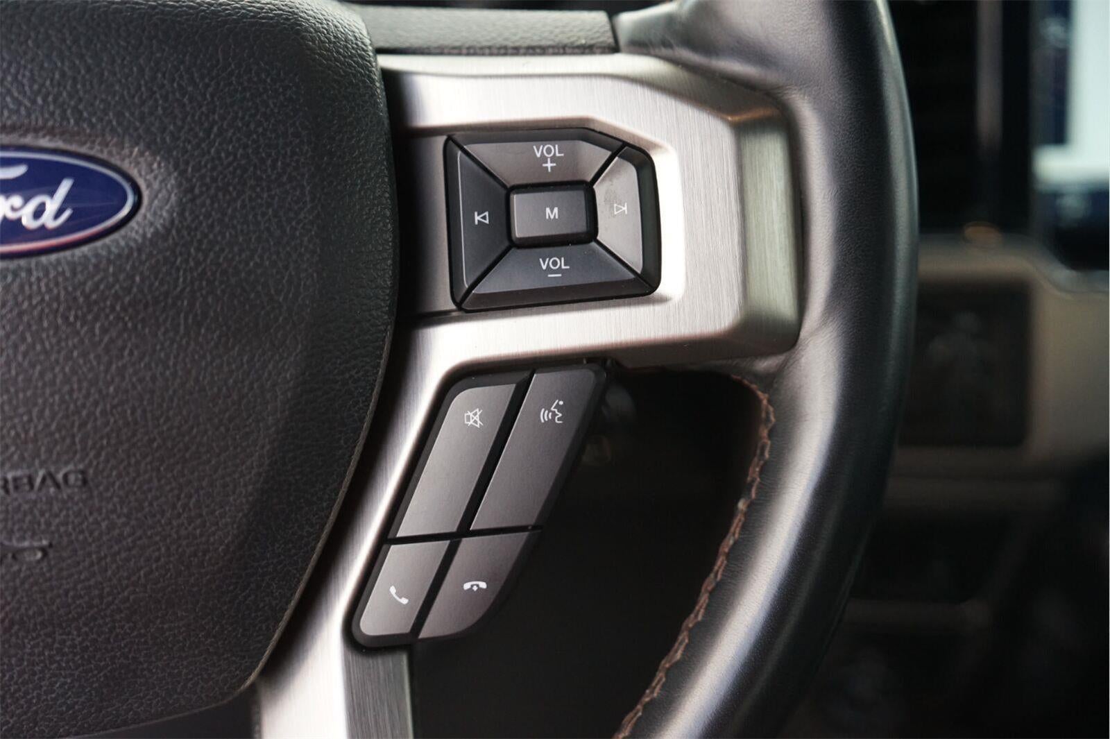 2022 Ford Super Duty F-450 Drw Platinum