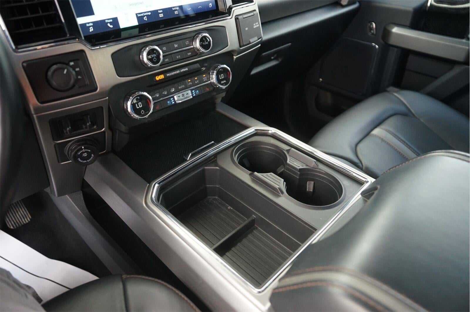 2022 Ford Super Duty F-450 Drw Platinum