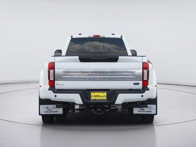 2022 Ford Super Duty F-450 Drw Platinum