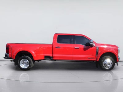 2026 Ford Super Duty F-450 DRW Lariat